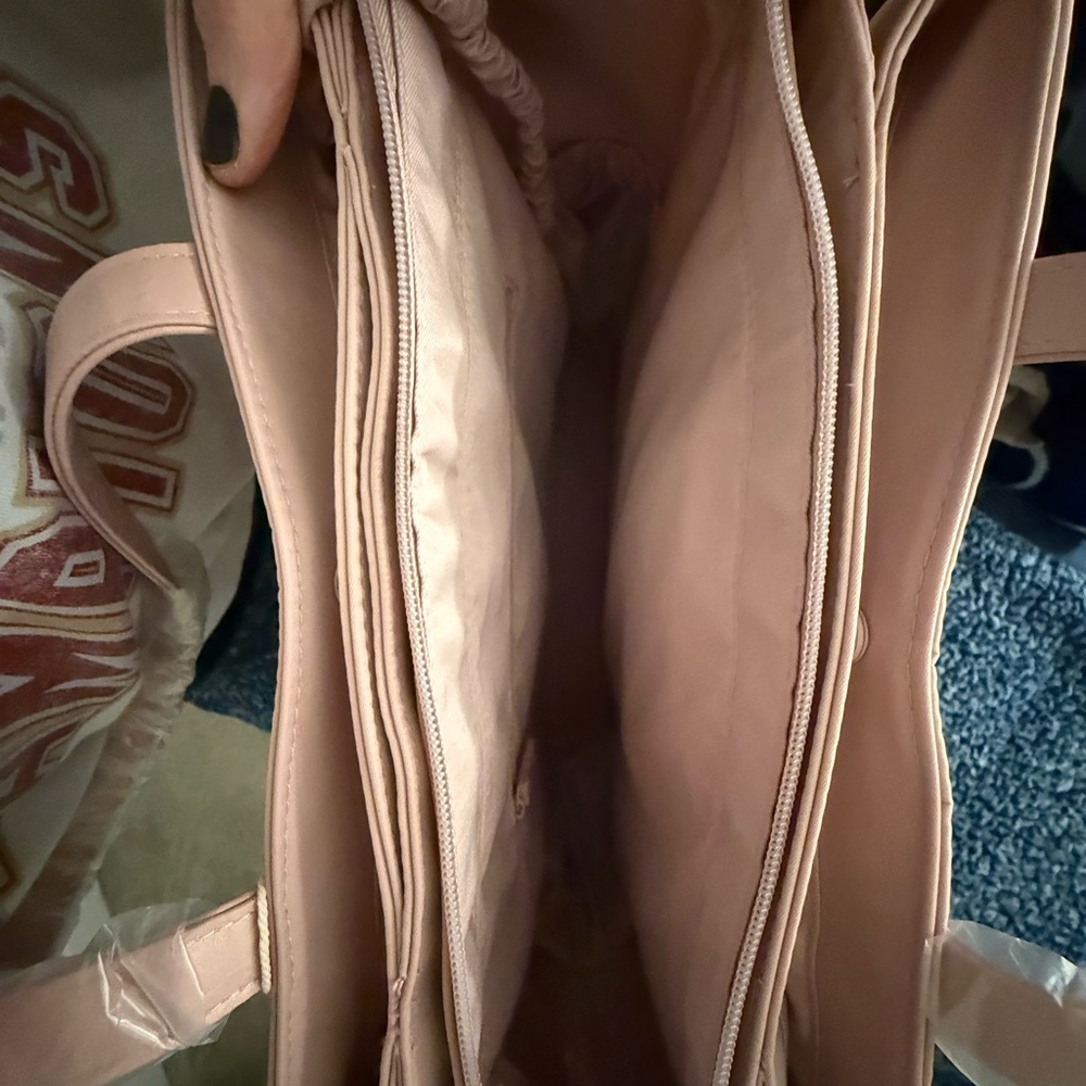 Beis commuter Tote Bag - Picture 8 of 11